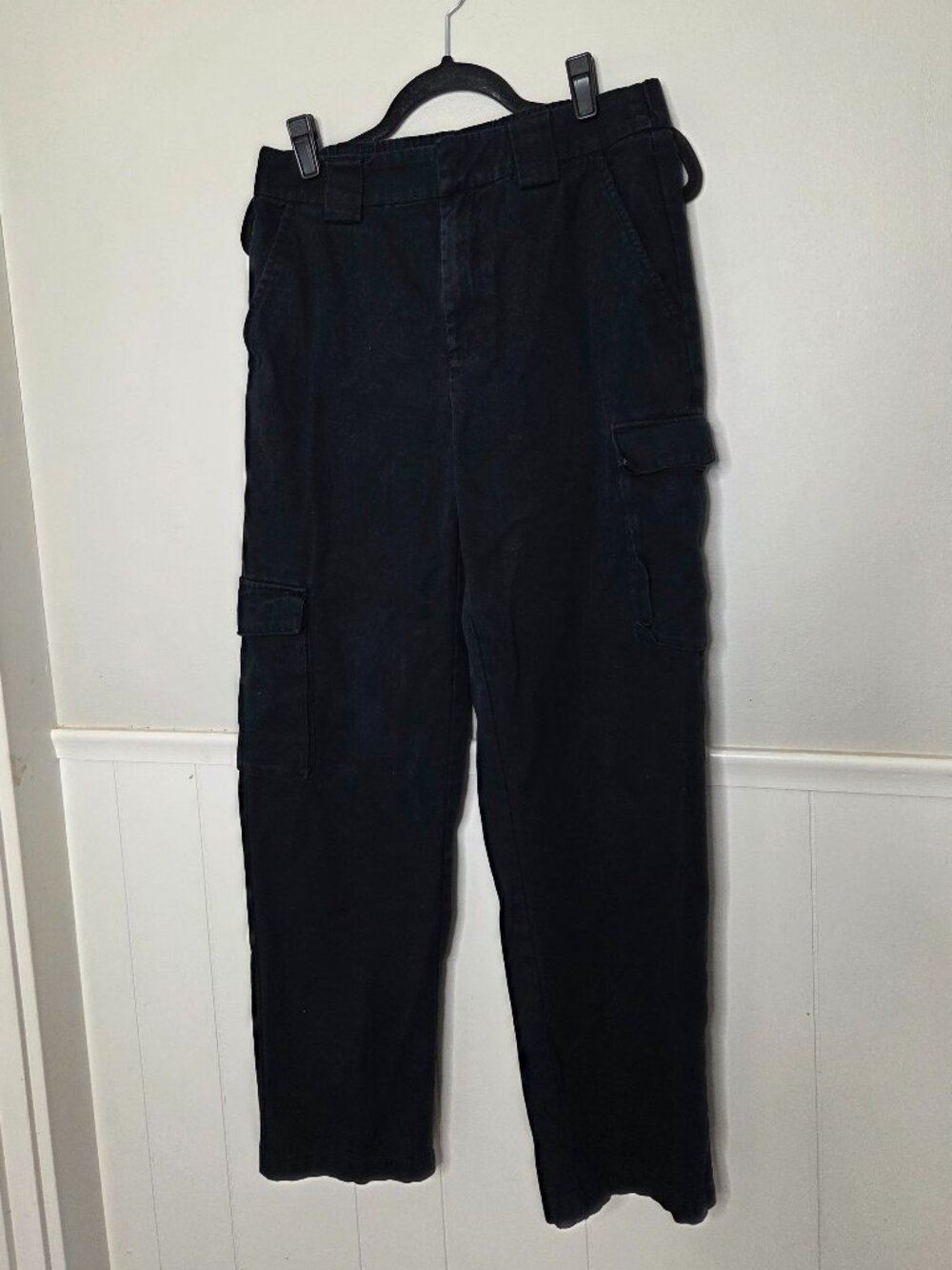 TNA Aritzia Solid Black Cargo Utility Pants